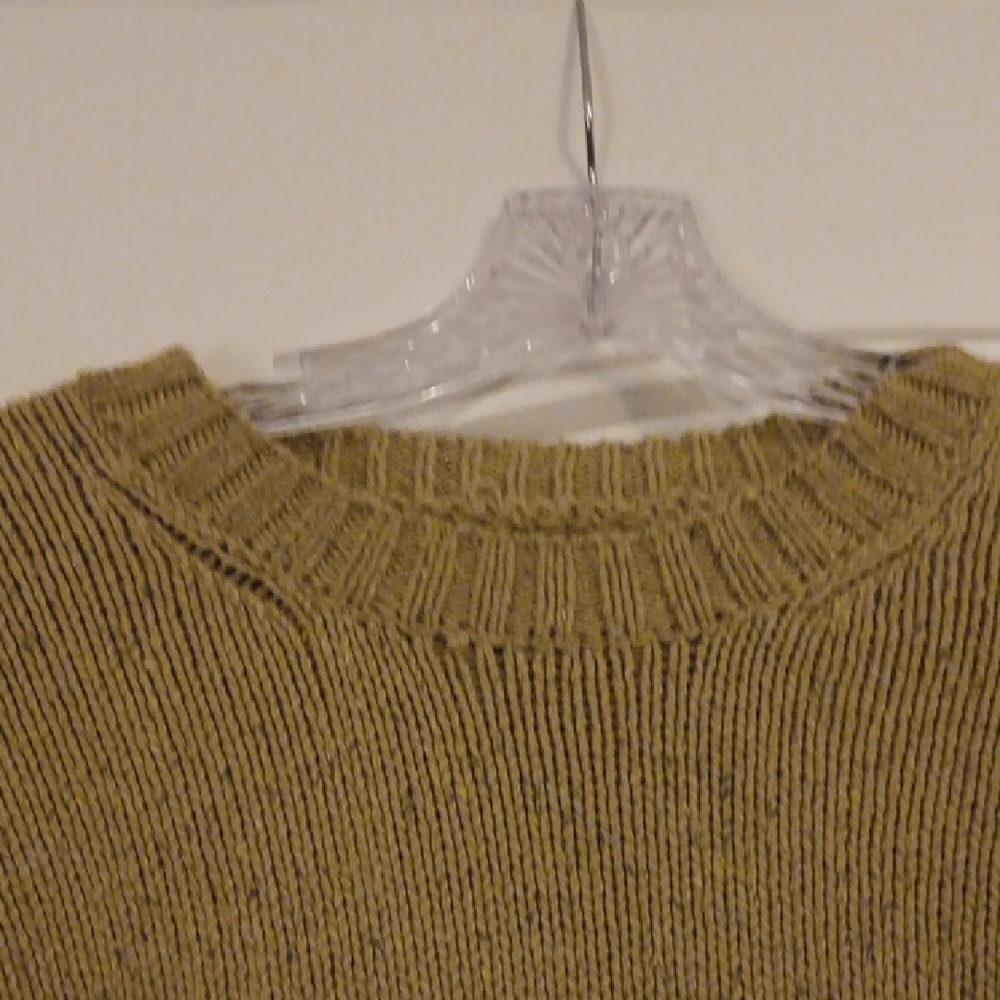 Sweater - Picture 3 of 8